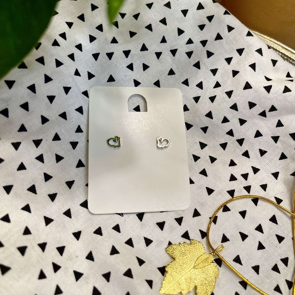Dainty rabbit earrings